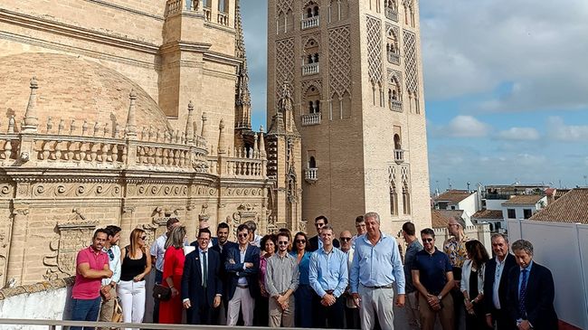 empresarios de AEMA visitan la CES para estrechar lazos y conocer sus servicios