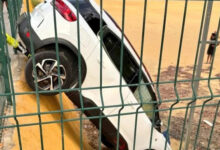 coche invade campo de fútbol Colegio Aljarafe